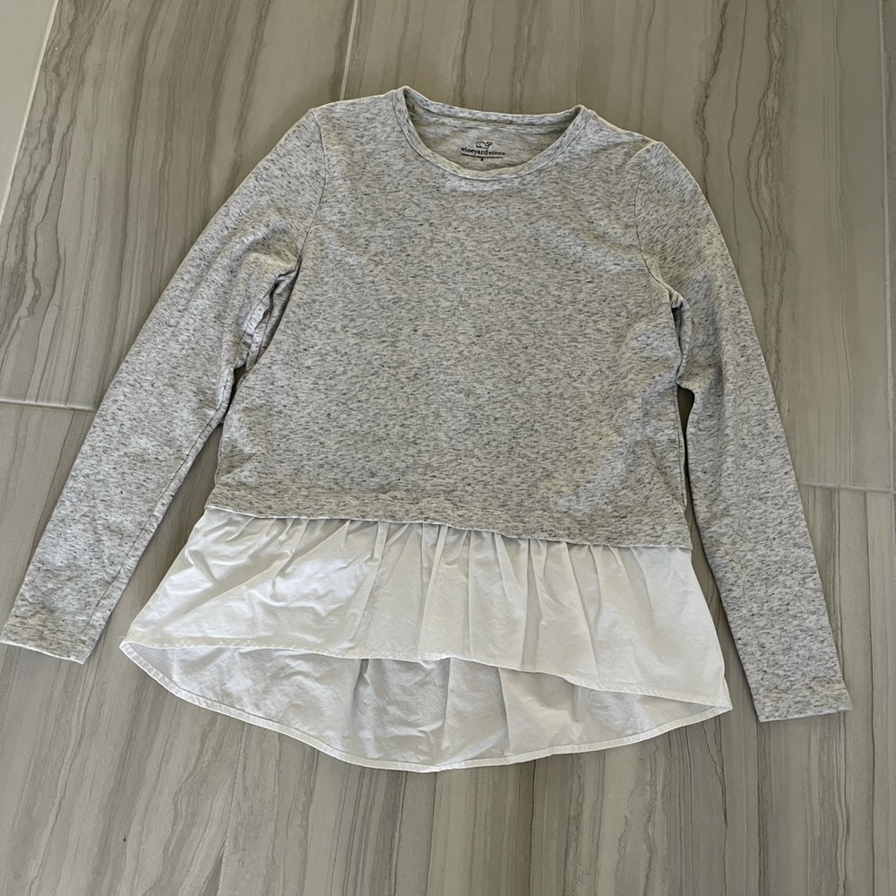 Vineyard Vines Gray shirt with attached ruffle